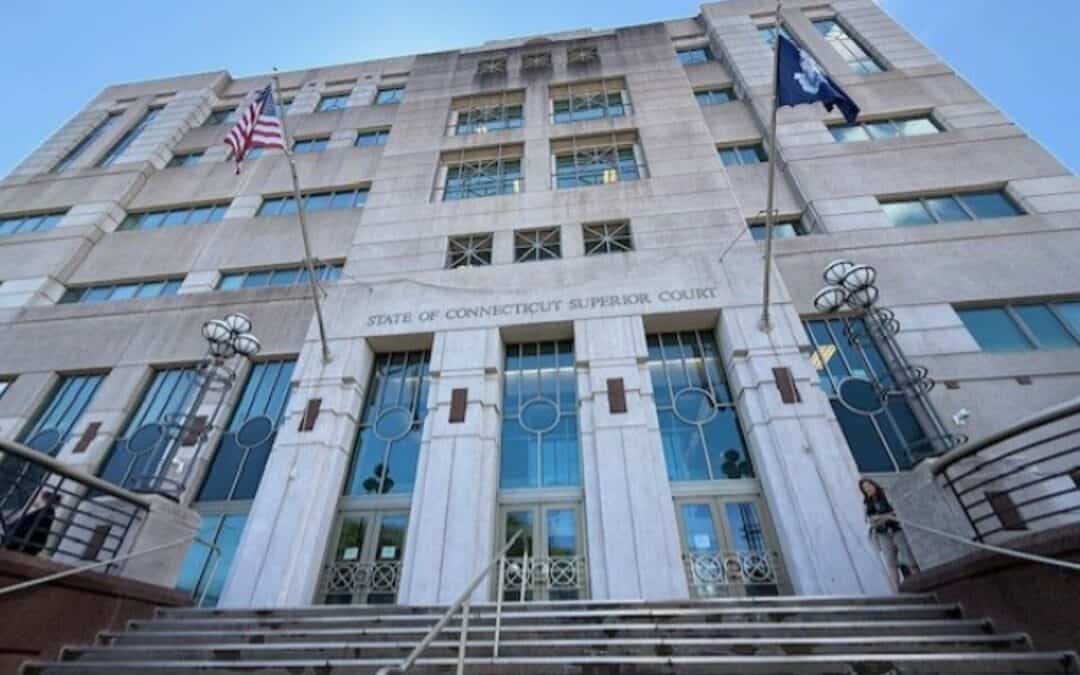 Connecticut Superior Court building with flags.